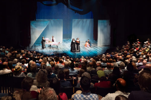 20180626_Bowmer_Destiny_kBUDD_003.jpg The Angus Bowmer Theatre is named for the Festival’s founder. Featured in the photo is a performance of OSF’s 2018 production of playwright Karen Zacarías’s Destiny of Desire. Photo by Kim Budd. Thomas_Henry4pt2_2017.jpg The interior of the Oregon Shakespeare Festival's intimate Thomas Theatre in a round configuration for 2017’s Henry IV, Part Two. Photo by Kim Budd. Elizabethan_MerryWives_2017.jpg Open to the sky, the Oregon Shakespeare Festival's outdoor Allen Elizabethan Theatre seats 1,200 people. Featured in the photo is the 2017 set and ensemble in The Merry Wives of Windsor. Photo by Kim Budd. Elizabethan_Odyssey_2017.jpg Open to the sky, the Oregon Shakespeare Festival's outdoor Allen Elizabethan Theatre seats 1,200 people. Featured in the photo is the 2017 set and ensemble in Mary Zimmerman’s adaptation of The Odyssey. Photo by Kim Budd. Bowmer_MojadaMedea_2017.jpg The Angus Bowmer Theatre is named for the Festival’s founder. Featured in the photo is the audience awaiting a performance of OSF’s 2017 production of playwright Luis Alfaro’s Mojada: A Medea in Los Angeles. Photo by Kim Budd. Backstage_Tour_0006.jpg The outdoor Allen Elizabethan Theatre is among the stops on the Festival’s backstage tours. Photo by Katy Bentz. Elizabethan_HenryV_2012.jpg Open to the sky, the Oregon Shakespeare Festival's outdoor Allen Elizabethan Theatre seats 1,200 people. Featured in the photo is the 2012 set and ensemble in Henry V. Photo by T. Charles Erickson. Elizabethan_HenryVIII_2009.jpg Open to the sky, the Oregon Shakespeare Festival's outdoor Allen Elizabethan Theatre seats 1,200 people. Featured in the photo is the 2009 set and ensemble in Henry VIII. Photo by Jenny Graham. Elizabethan_Midsummer_2013.jpg The Oregon Shakespeare Festival's Allen Elizabethan Theatre. Featured is the set of OSF's 2013 production of A Midsummer Night's Dream. Photo by T. Charles Erickson. Bowmer_Earnest_2006.jpg The Angus Bowmer Theatre is named for the Festival’s founder. Featured in the photo are Kevin Kenerly and Jeff Cummings performing in OSF’s 2006 production of The Importance of Being Earnest. Photo by David Cooper. Thomas_Macbeth_2000.jpg The interior of the Oregon Shakespeare Festival's intimate Thomas Theatre in a round configuration for 2000’s Macbeth. Photo by David Cooper.